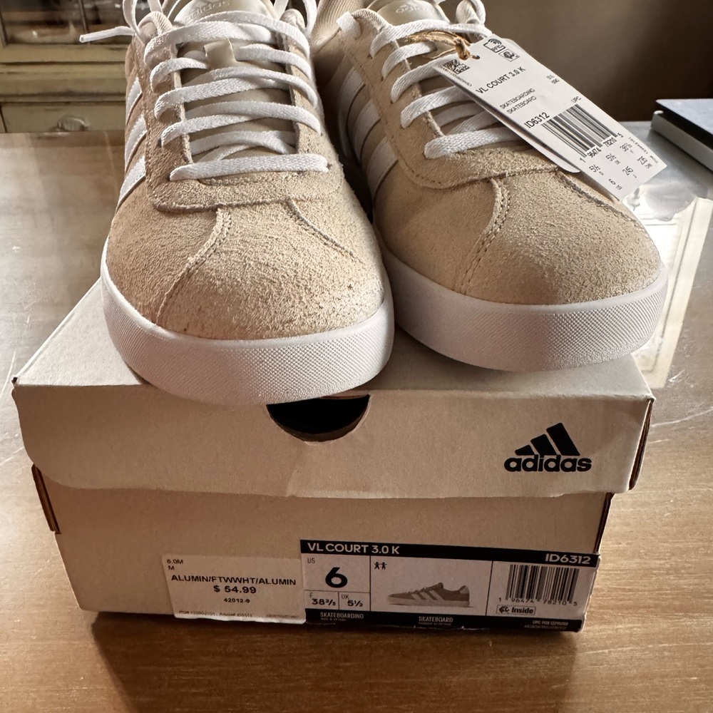 New Adidas  Kids' VL Court 3.0 Shoe size 6 color Alumina/White/Alumina - Picture 2 of 6